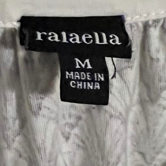 RAFAELLA Embriodered Tank | SIZE MEDIUM - Picture 4 of 8